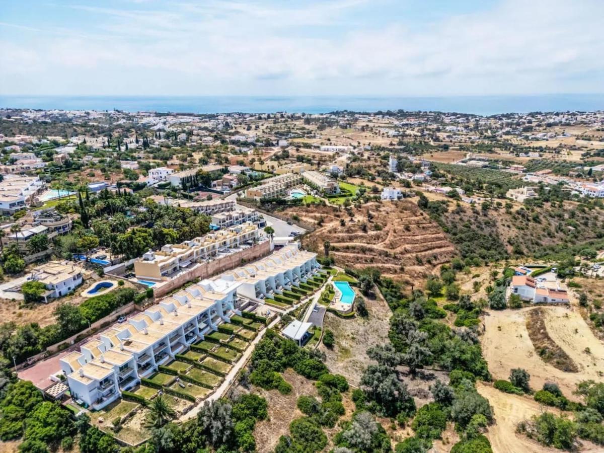 Villa Maria, 3bd & Pool & Garden & Bbq Albufeira