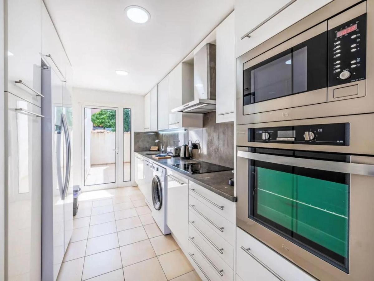 Maria, 3bd & Pool & Garden & Bbq